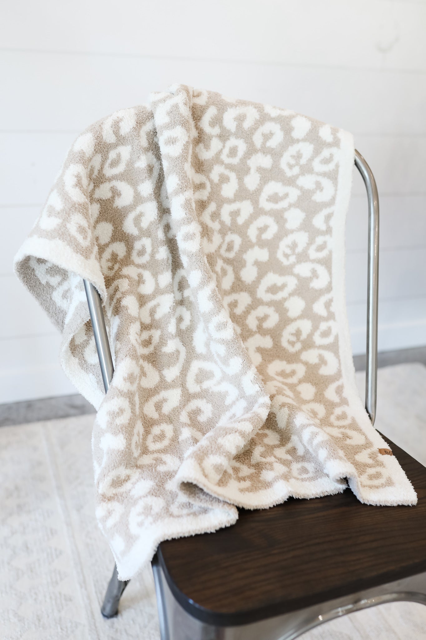 Leopard Comfy Luxe Kids Blanket - Beige