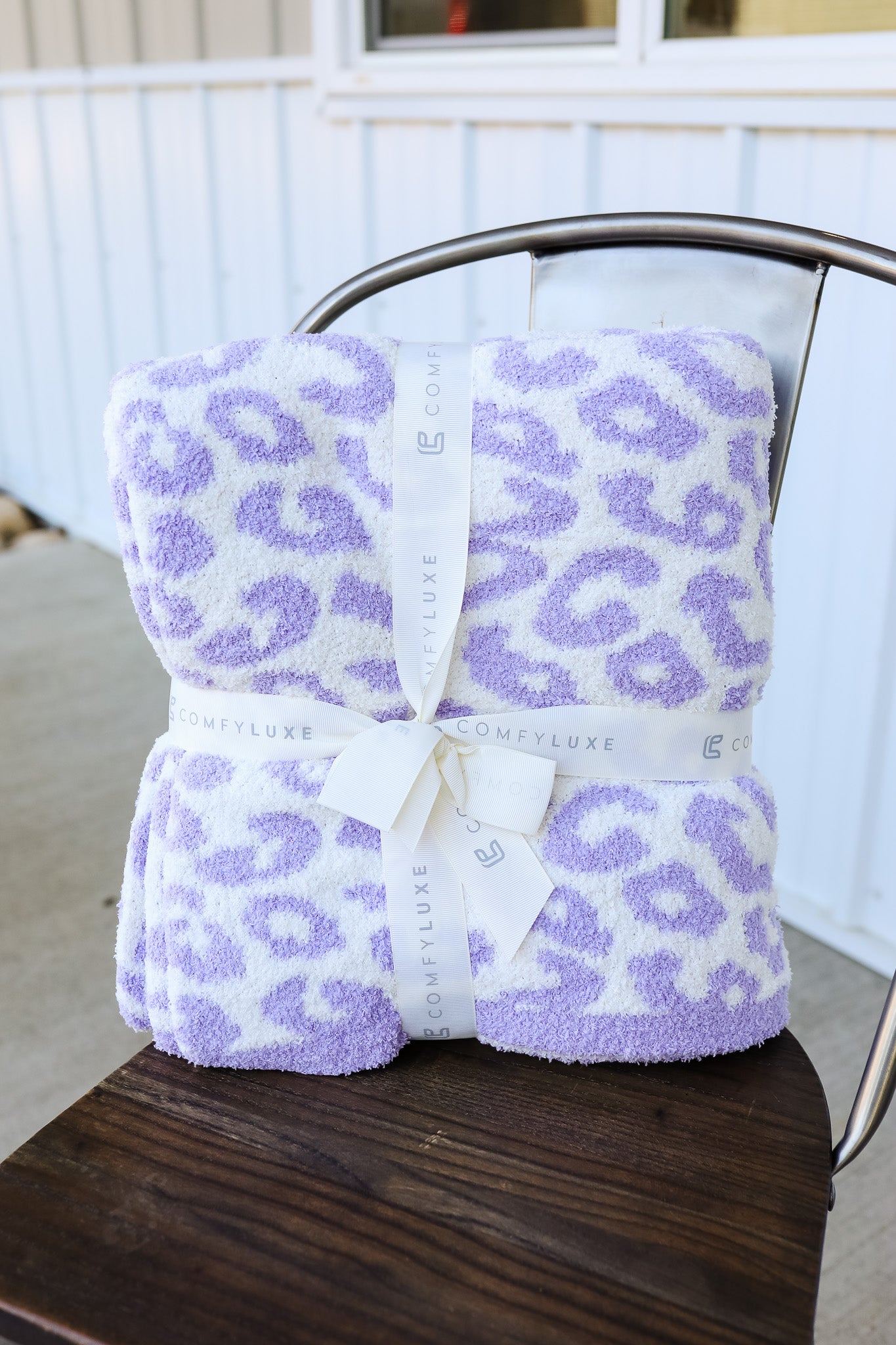 Leopard Comfy Luxe Blanket - Lavender