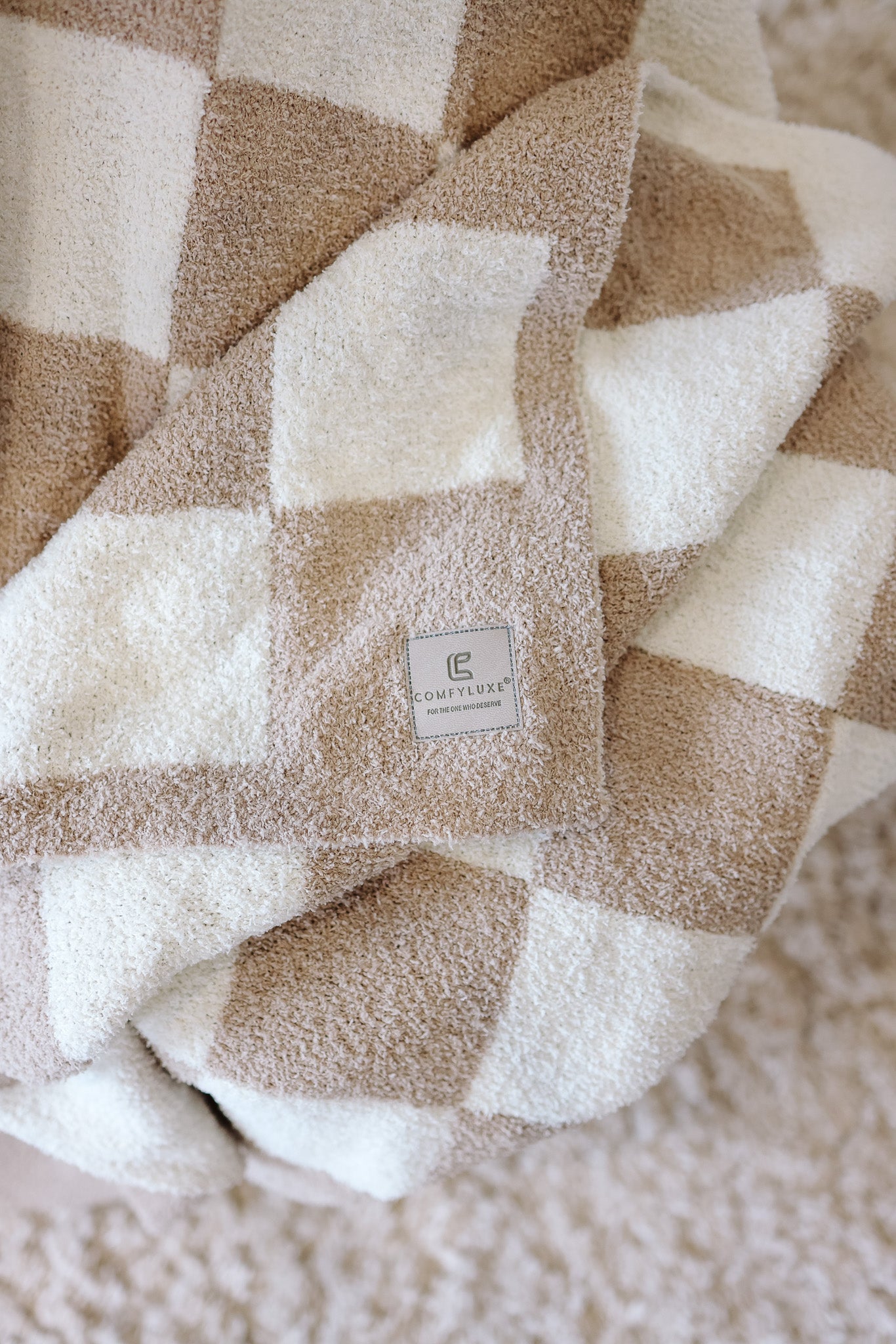 Checkerboard Comfy Luxe Blanket - Multiple Colors