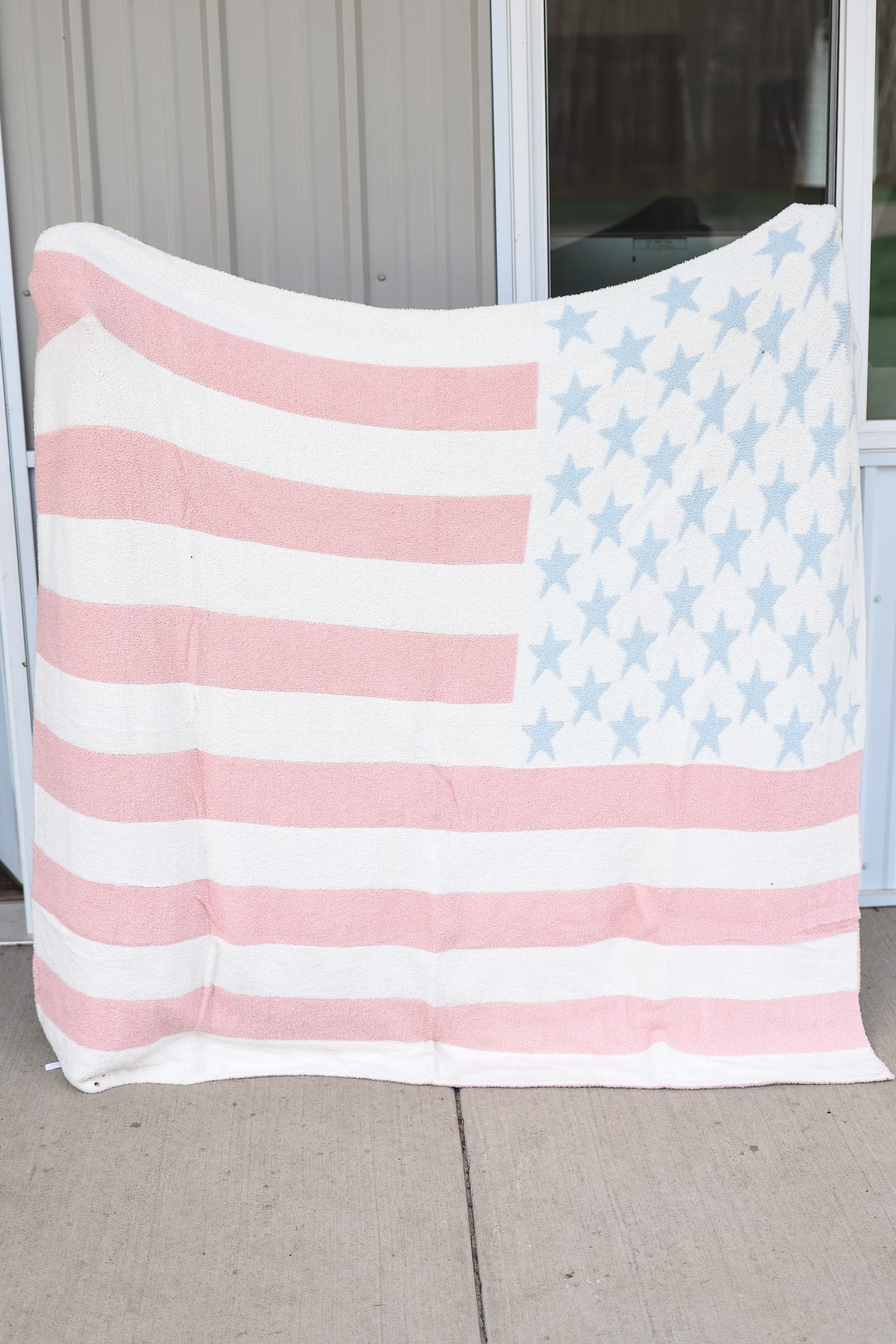 Pink & Blue USA Flag Comfy Luxe Blanket