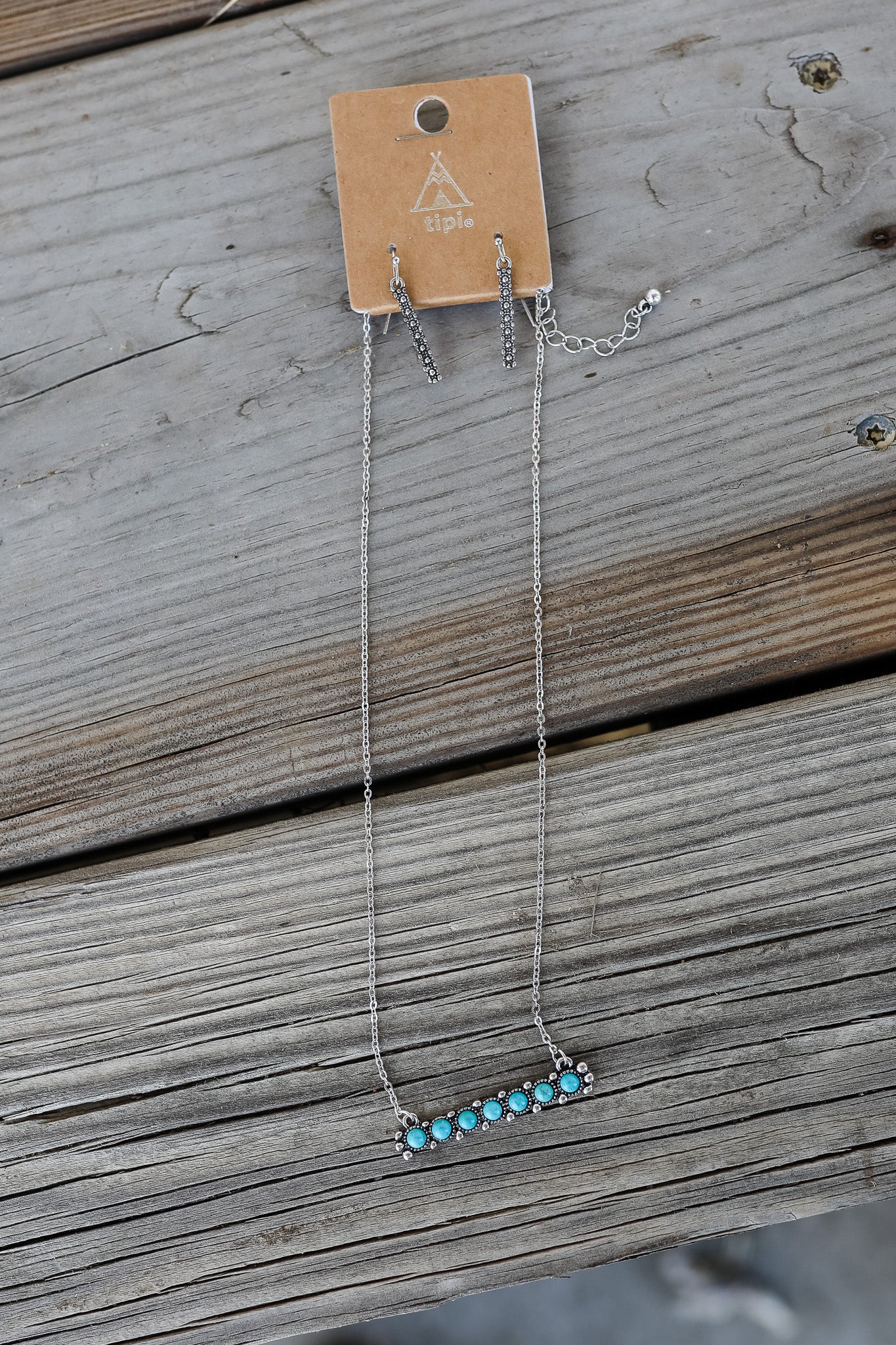 Stone Pendant Bar Necklace - Turquoise