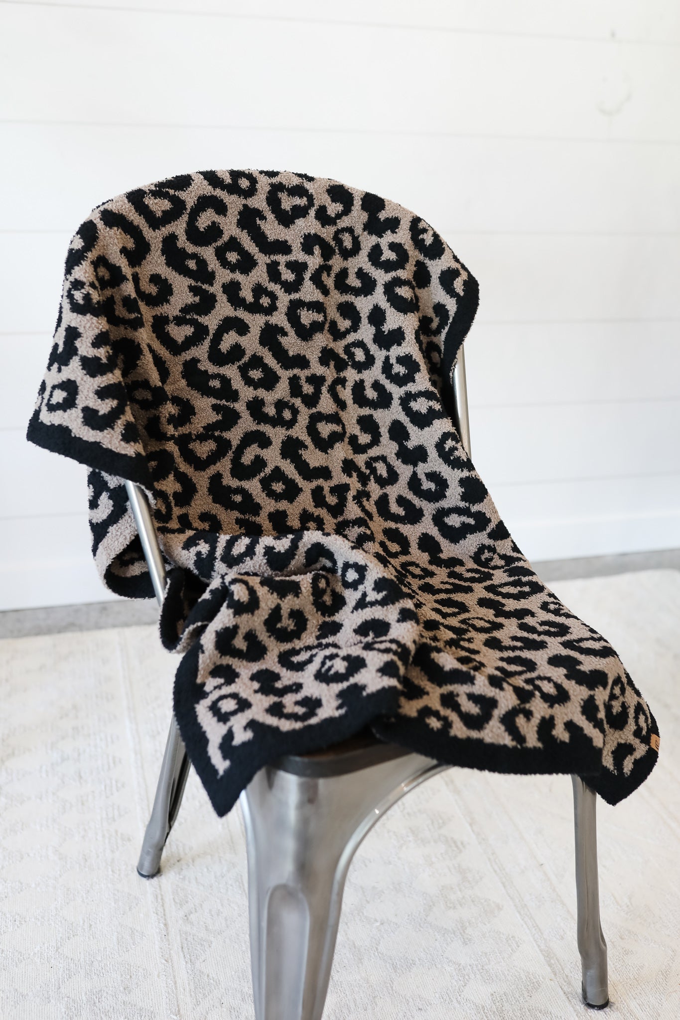 Leopard Comfy Luxe Kids Blanket - Coffee