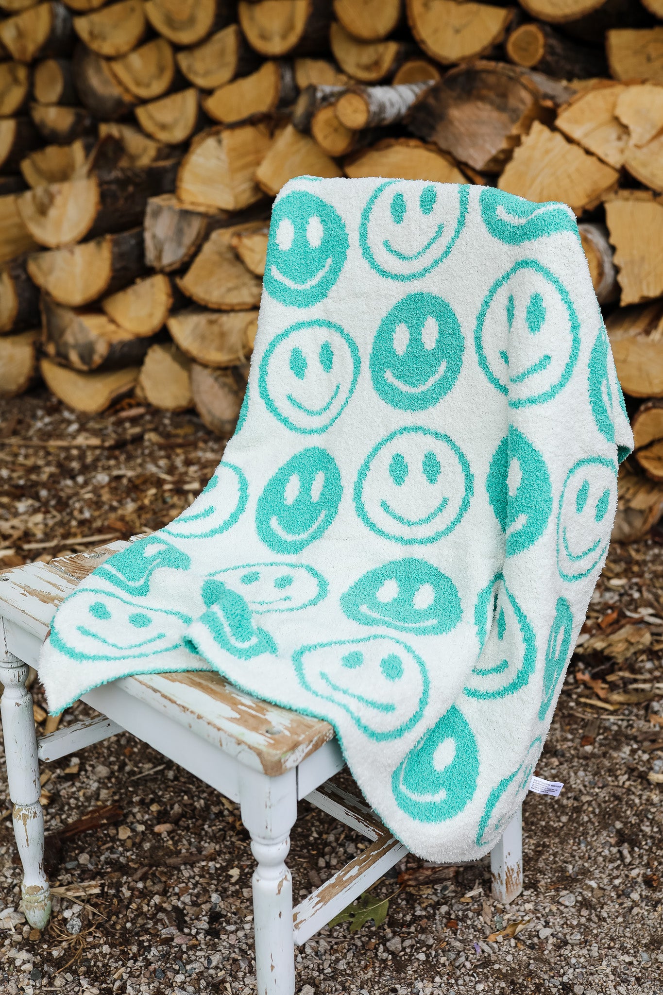 Happy Face Comfy Luxe Kids Blanket - Mint