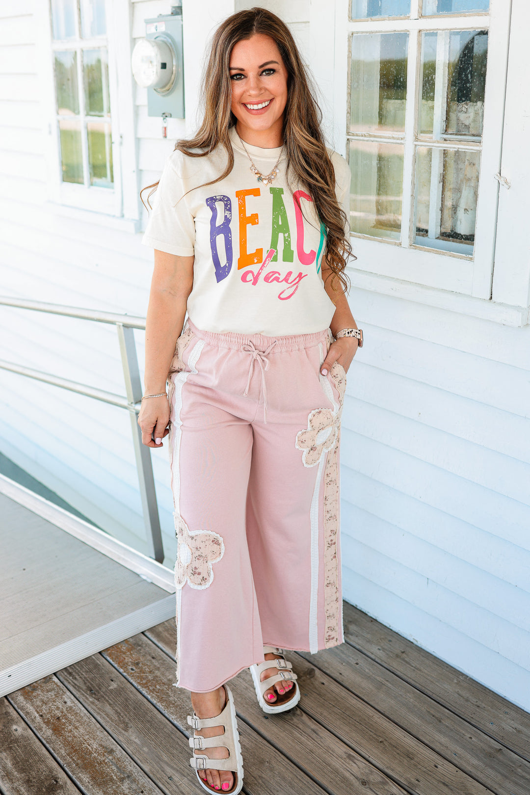 Beach Day Graphic Tee - Ivory