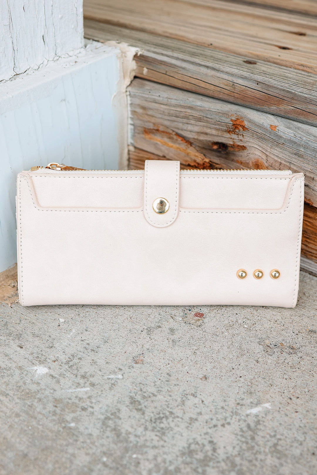 Essentials Carryall Wallet - Cream