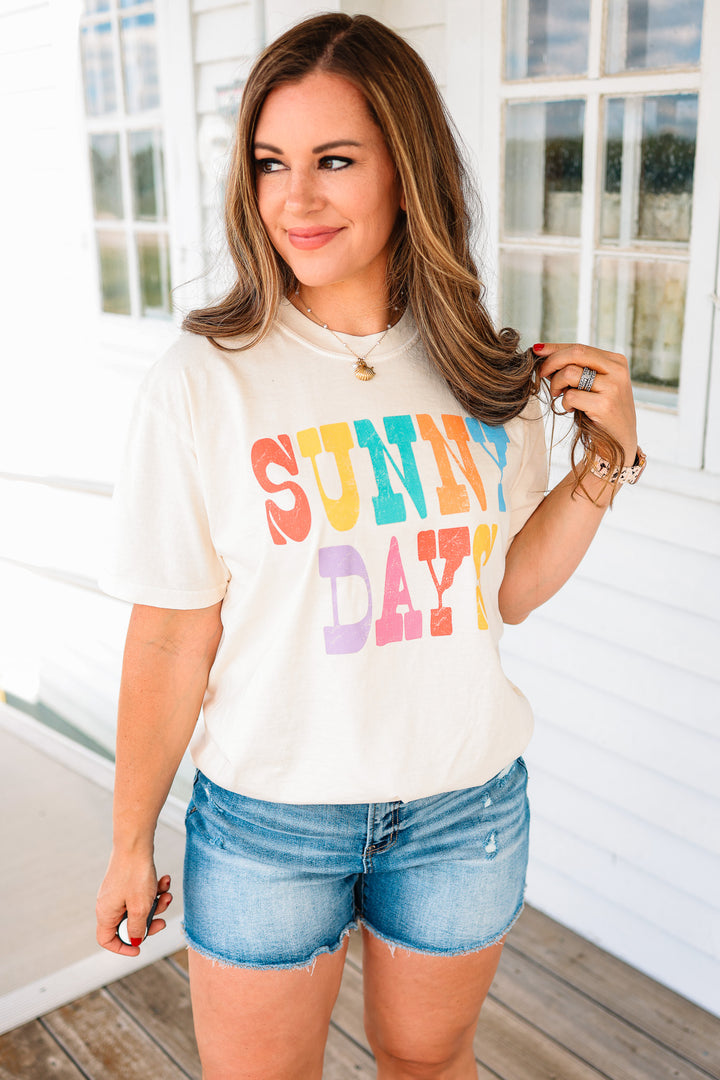Colorful Sunny Days Graphic Tee - Ivory