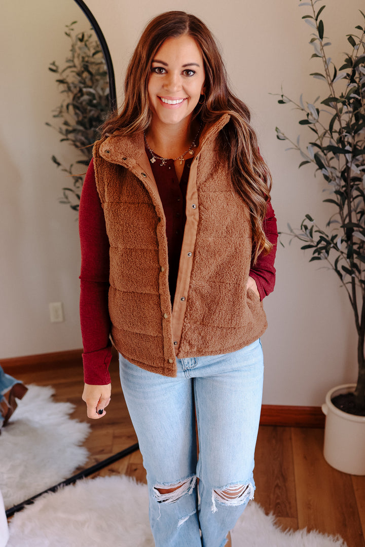 Teddy Fleece Vest - Mocha