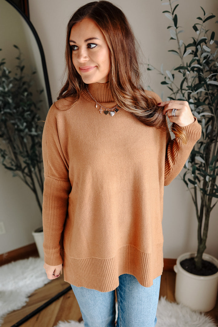 Essential Oversized Mockneck Sweater - Camel