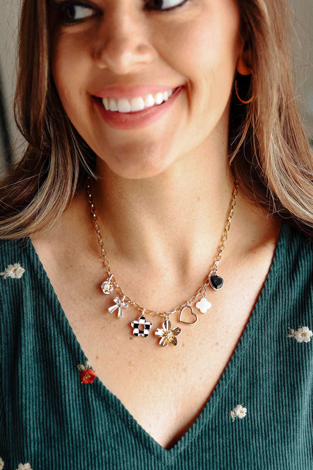 Bow Checker Heart Rhinestone Charm Necklace