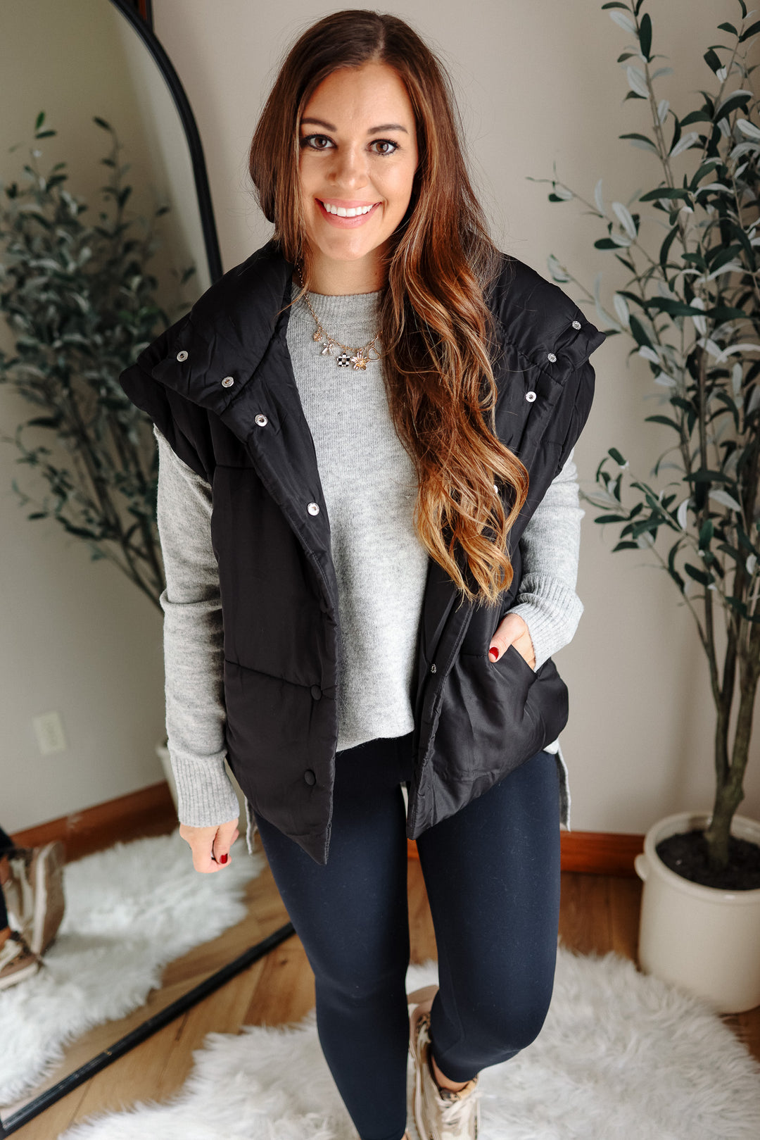 Sammi Snap Button Puffer Vest- Black