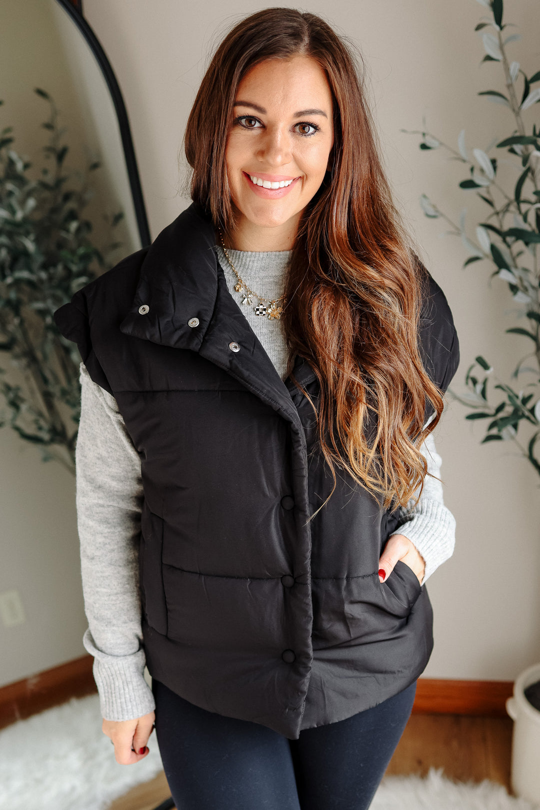 Sammi Snap Button Puffer Vest- Black