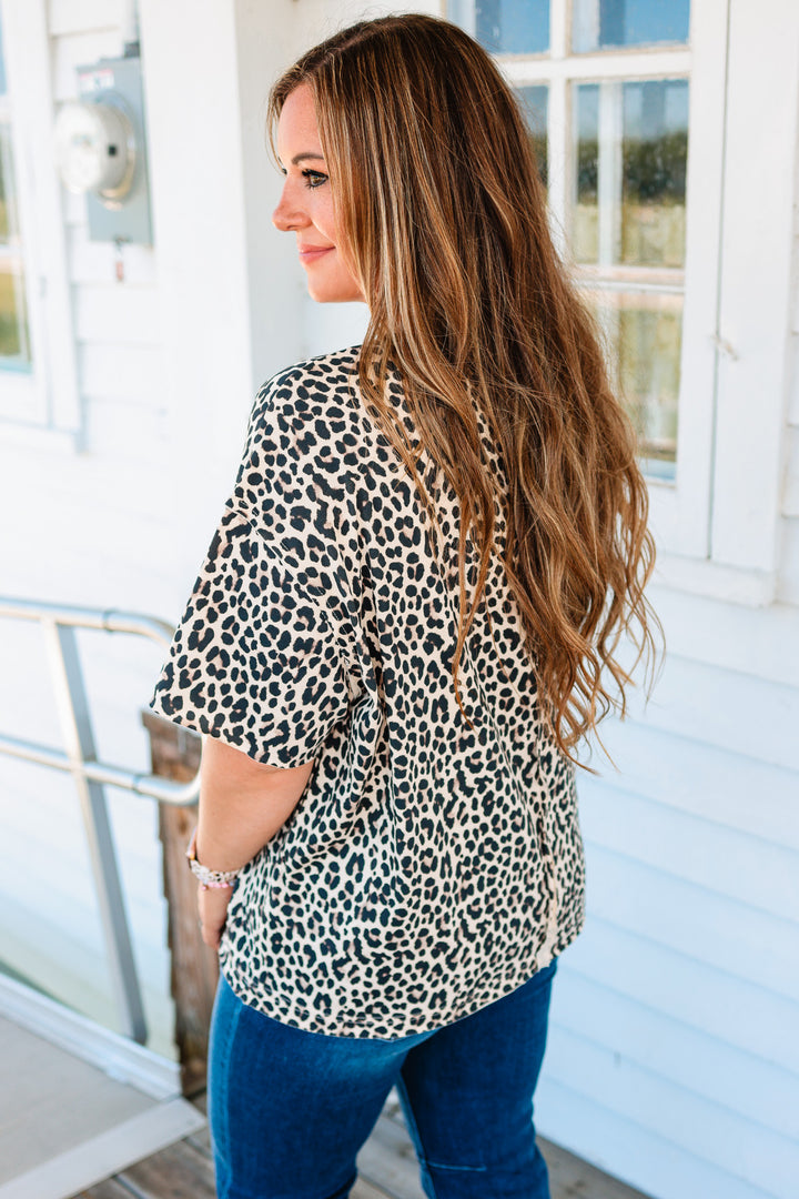 Boyfriend Tee - Layover Leopard