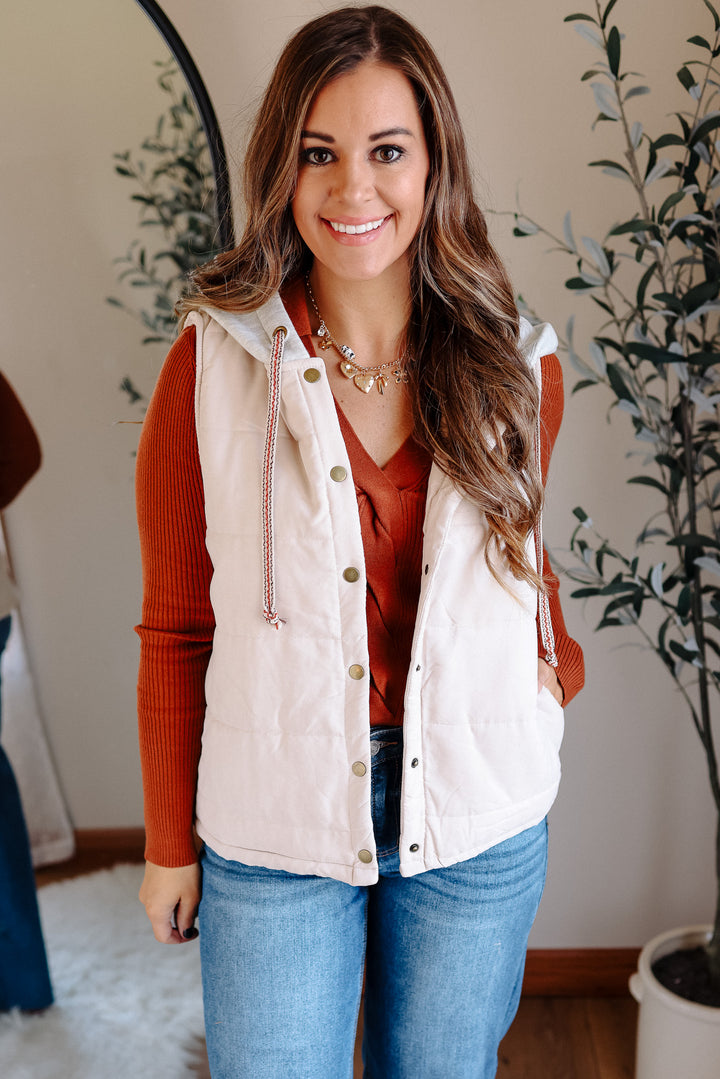 Jules Hoodie Puffer Vest - Ecru