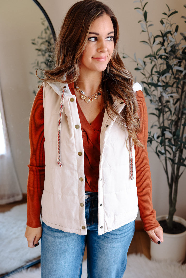Jules Hoodie Puffer Vest - Ecru