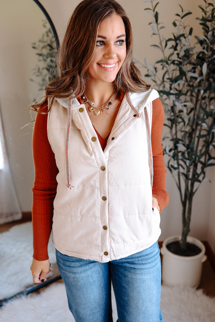 Jules Hoodie Puffer Vest - Ecru
