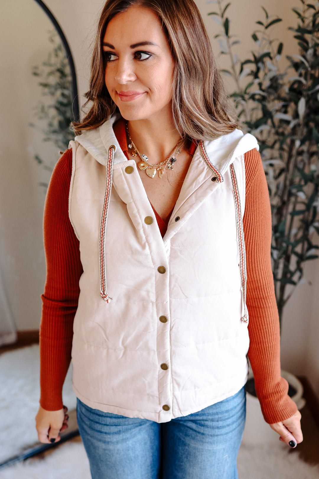 Jules Hoodie Puffer Vest - Ecru