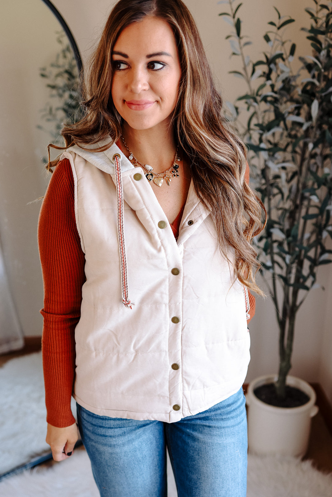 Jules Hoodie Puffer Vest - Ecru