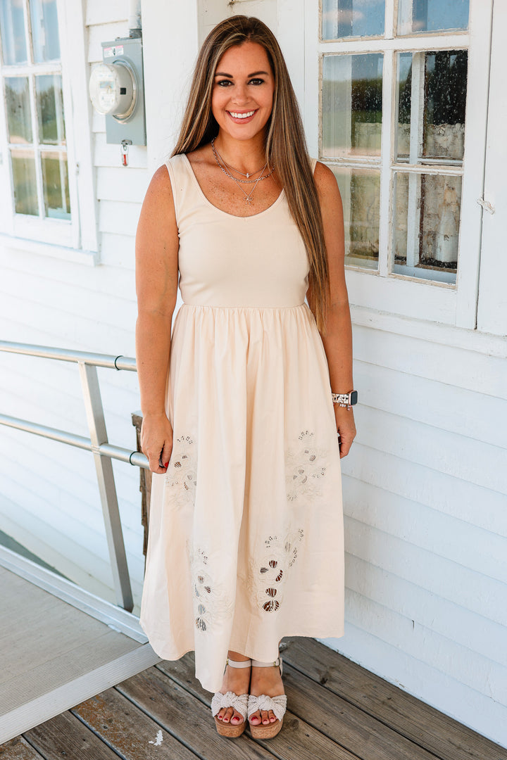 Elara Floral Midi Dress