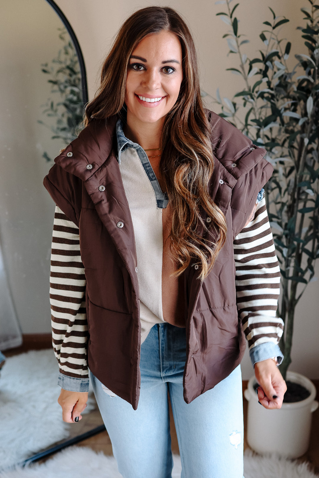 Sammi Snap Button Puffer Vest - Dark Brown