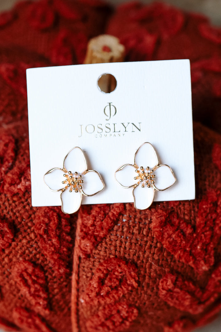 White on Gold Flower Stud Earrings
