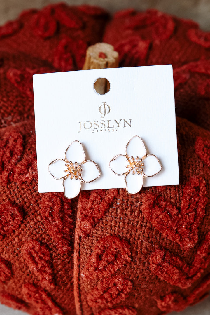 White on Gold Flower Stud Earrings