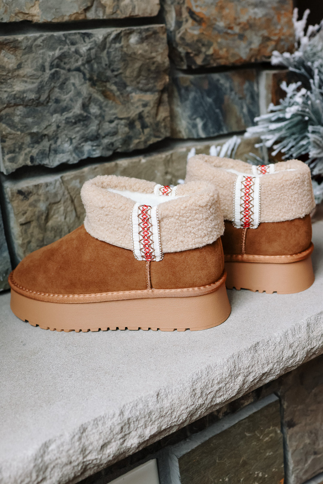 Robbie Sherpa Foldover Cuffed Boot - Camel