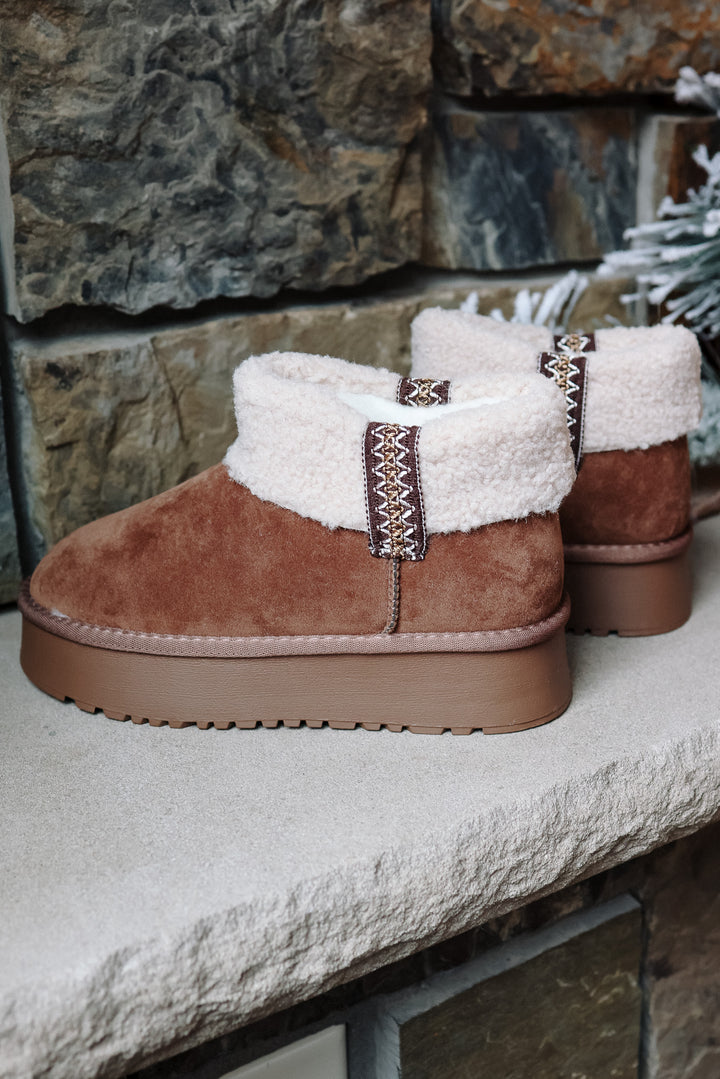 Robbie Sherpa Foldover Cuffed Boot - Mocha