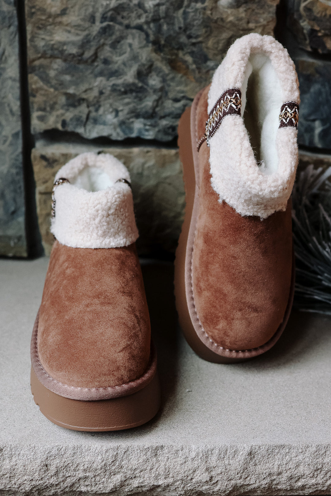 Robbie Sherpa Foldover Cuffed Boot - Mocha