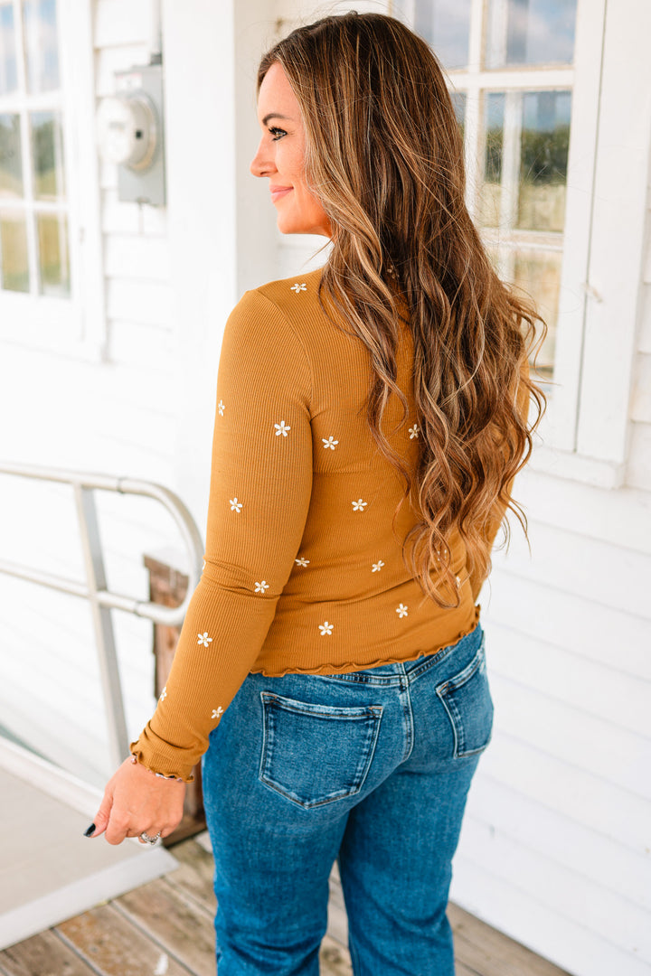 Sela Mockneck Cabbage Hem Top - Dark Mustard