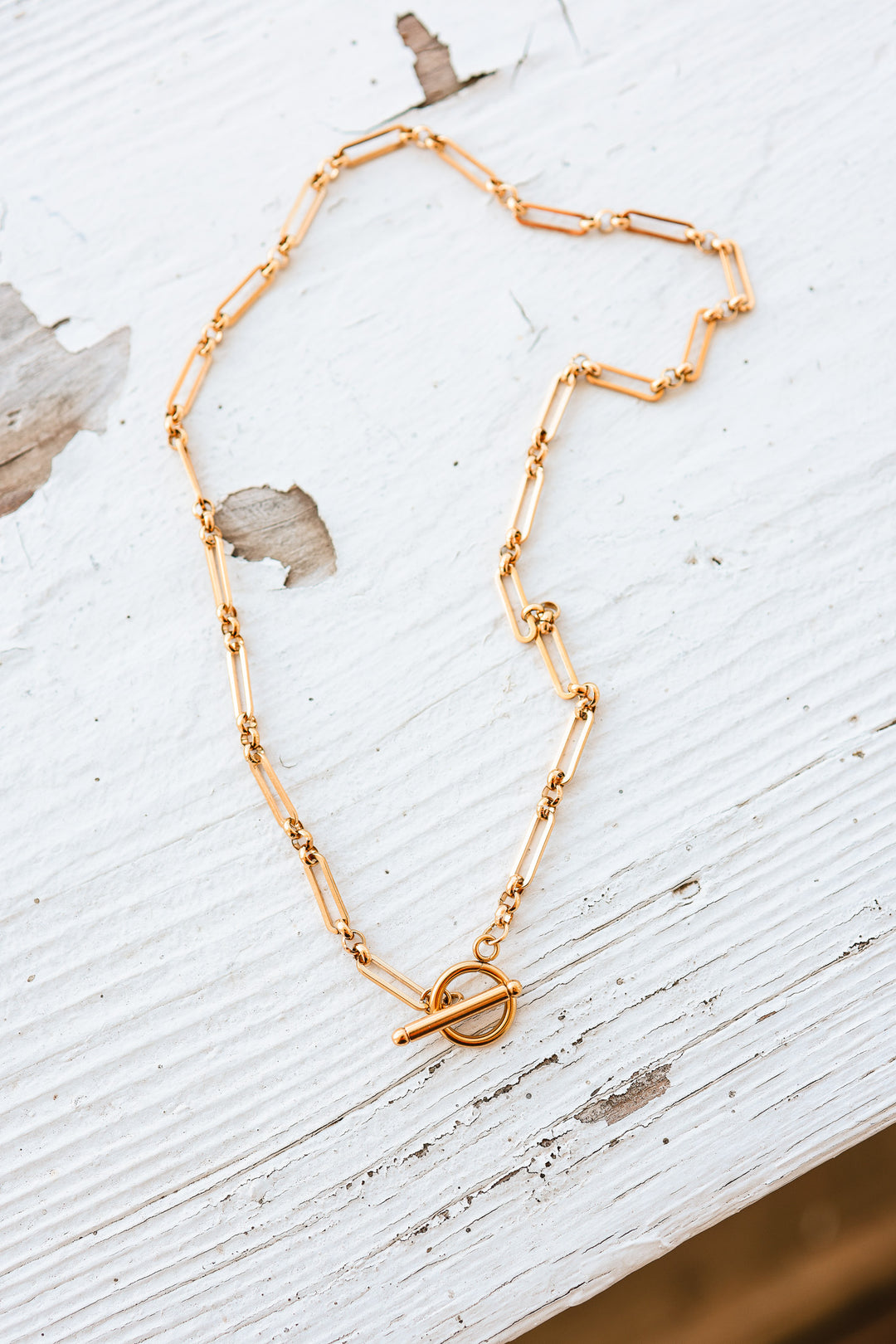 Paperclip Chain Toggle Clasp Necklace