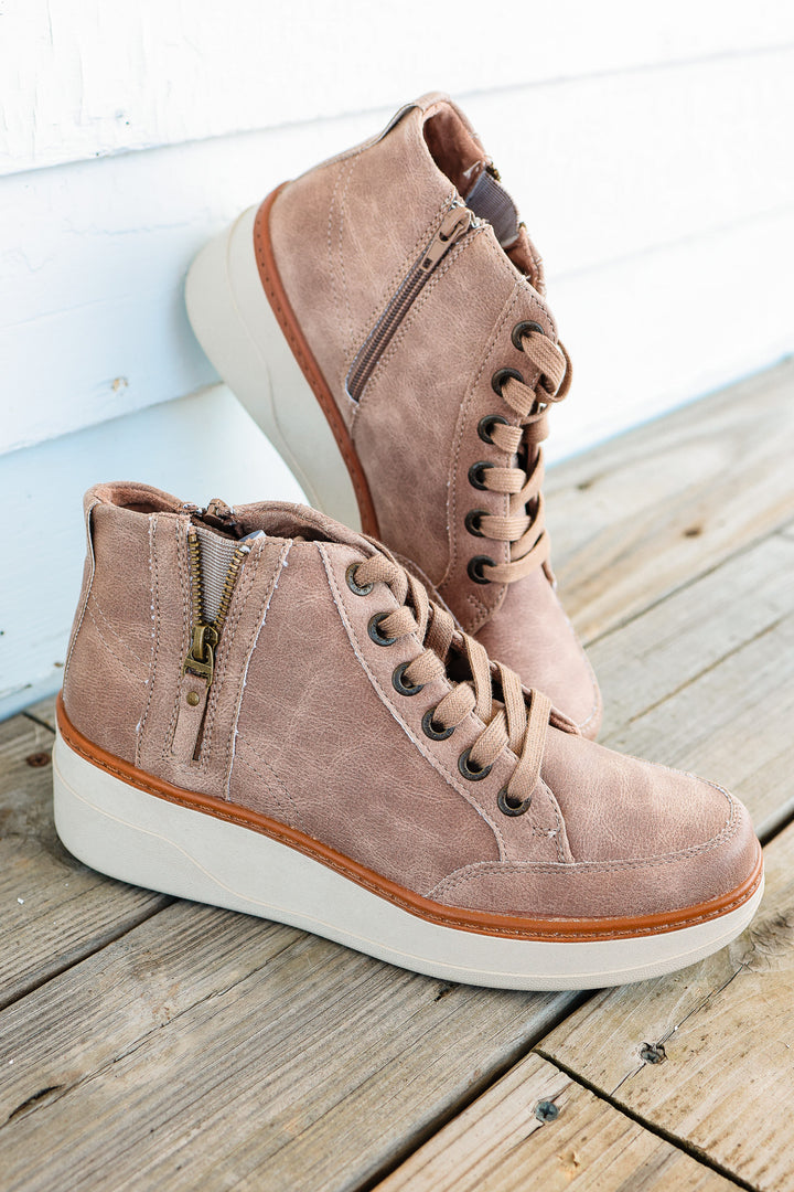 Camden 2 Wedge Sneaker - Mushroom
