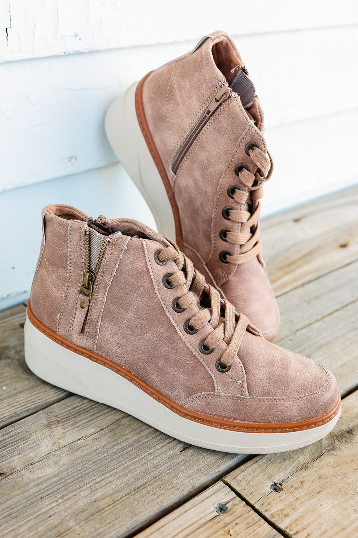Camden 2 Wedge Sneaker - Mushroom
