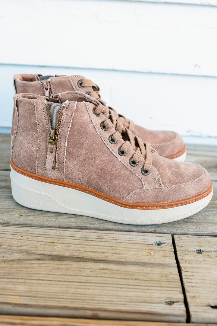 Camden 2 Wedge Sneaker - Mushroom