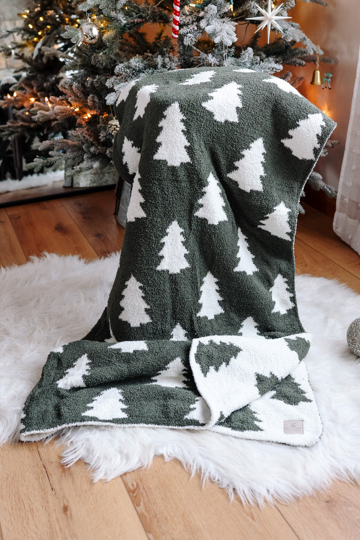 Trees Pattern Comfy Luxe Blanket