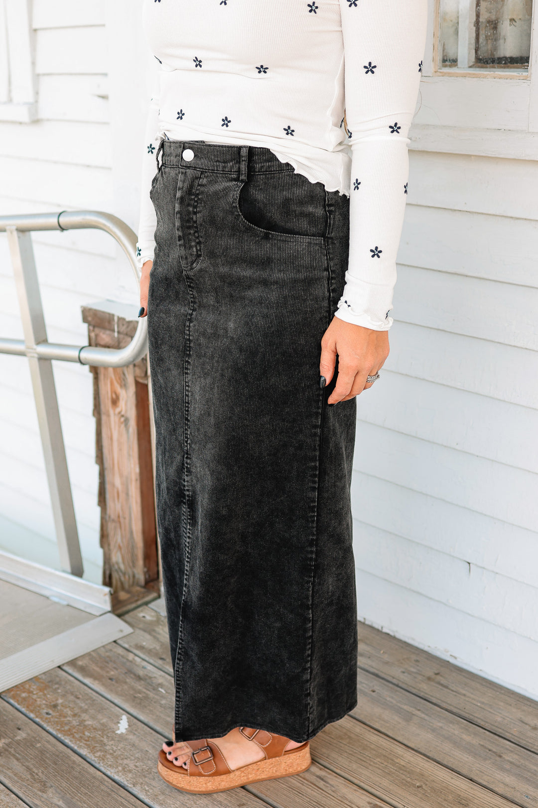 Jessa Snow Wash Corduroy Maxi Skirt - Black