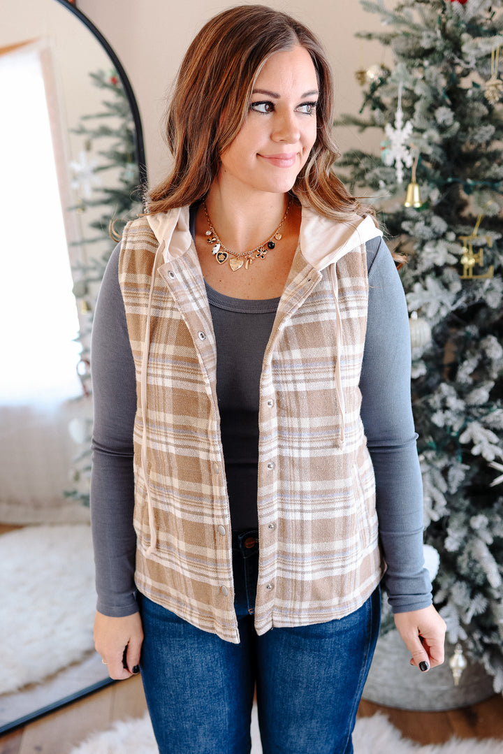 Alyssa Hoodie Plaid Vest