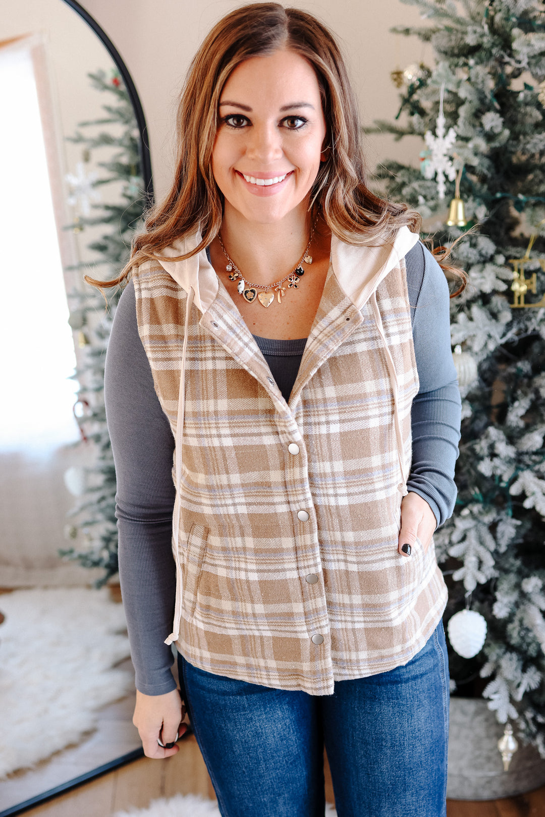 Alyssa Hoodie Plaid Vest