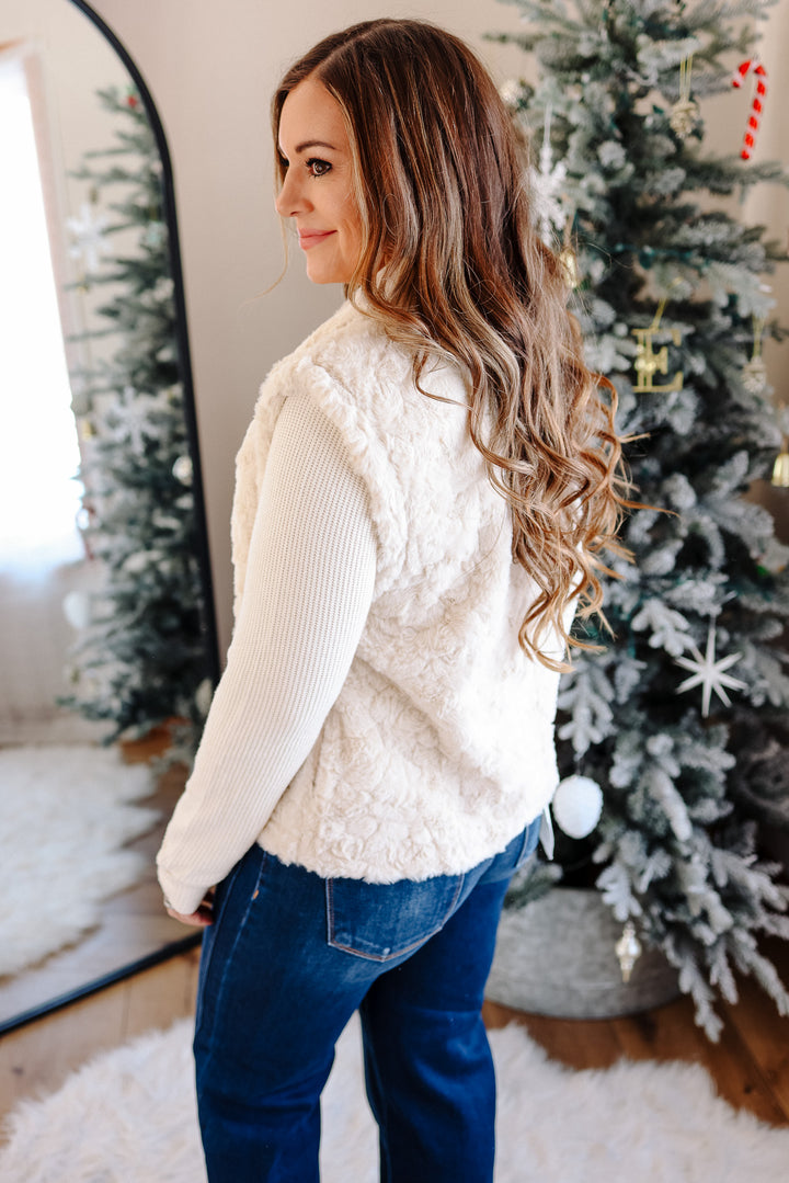 Chloe Knit Sleeve Fur Jacket - Ecru