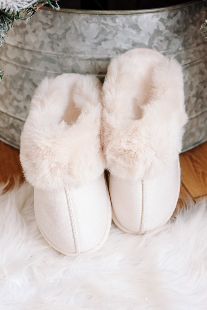 Cozy Slippers - Beige