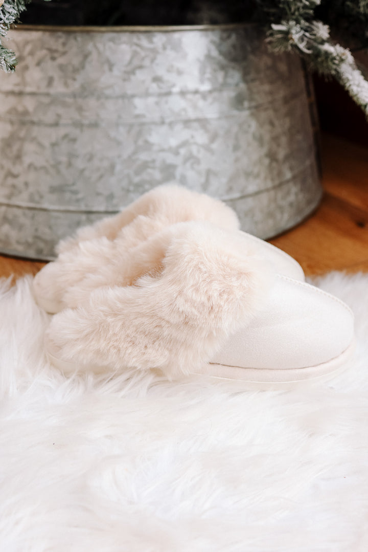 Cozy Slippers - Beige