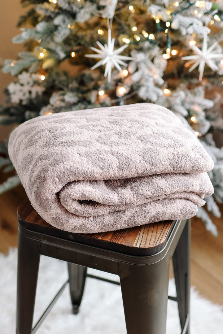Leopard Cozy Blankets - Khaki