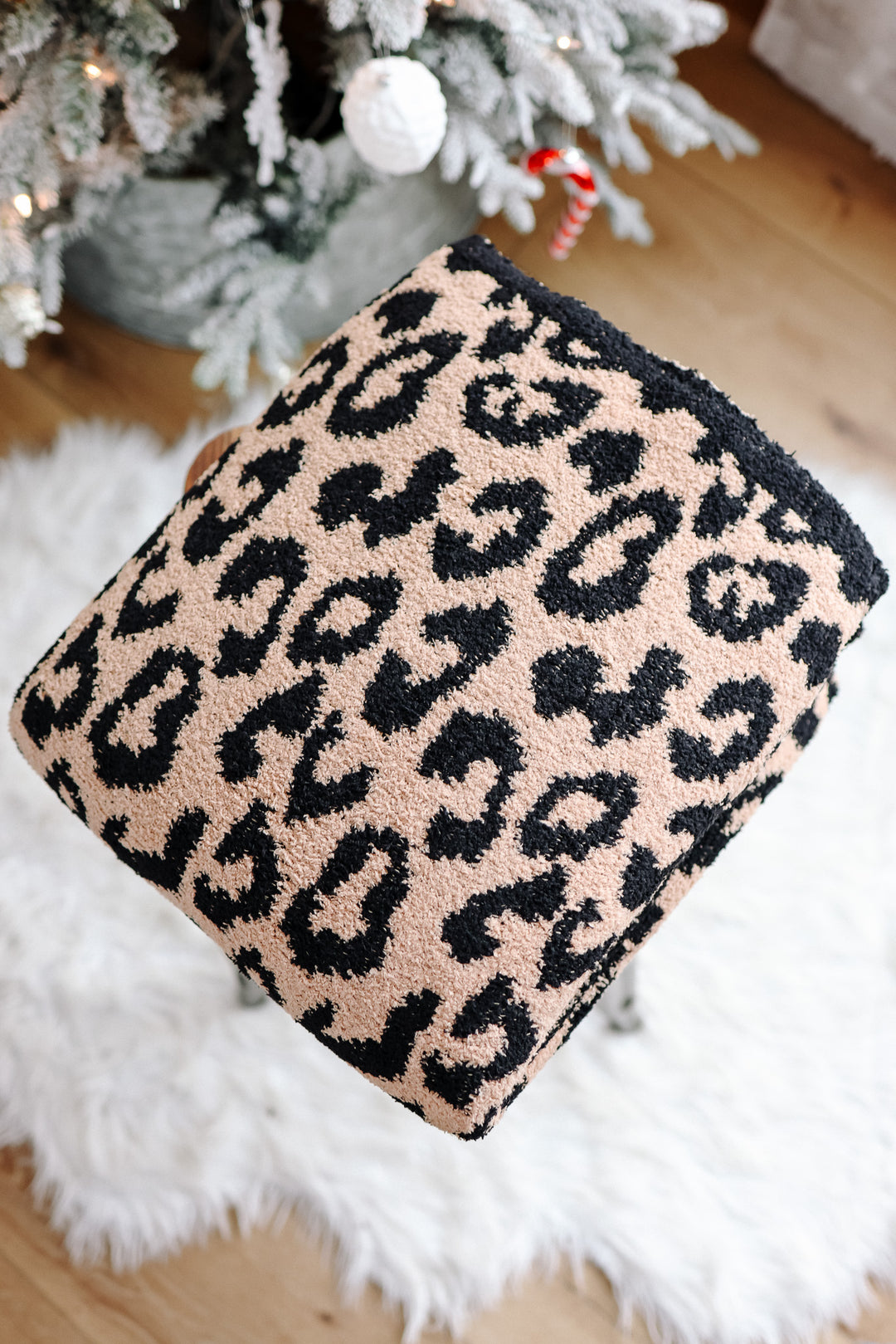 Leopard Cozy Blankets - Camel
