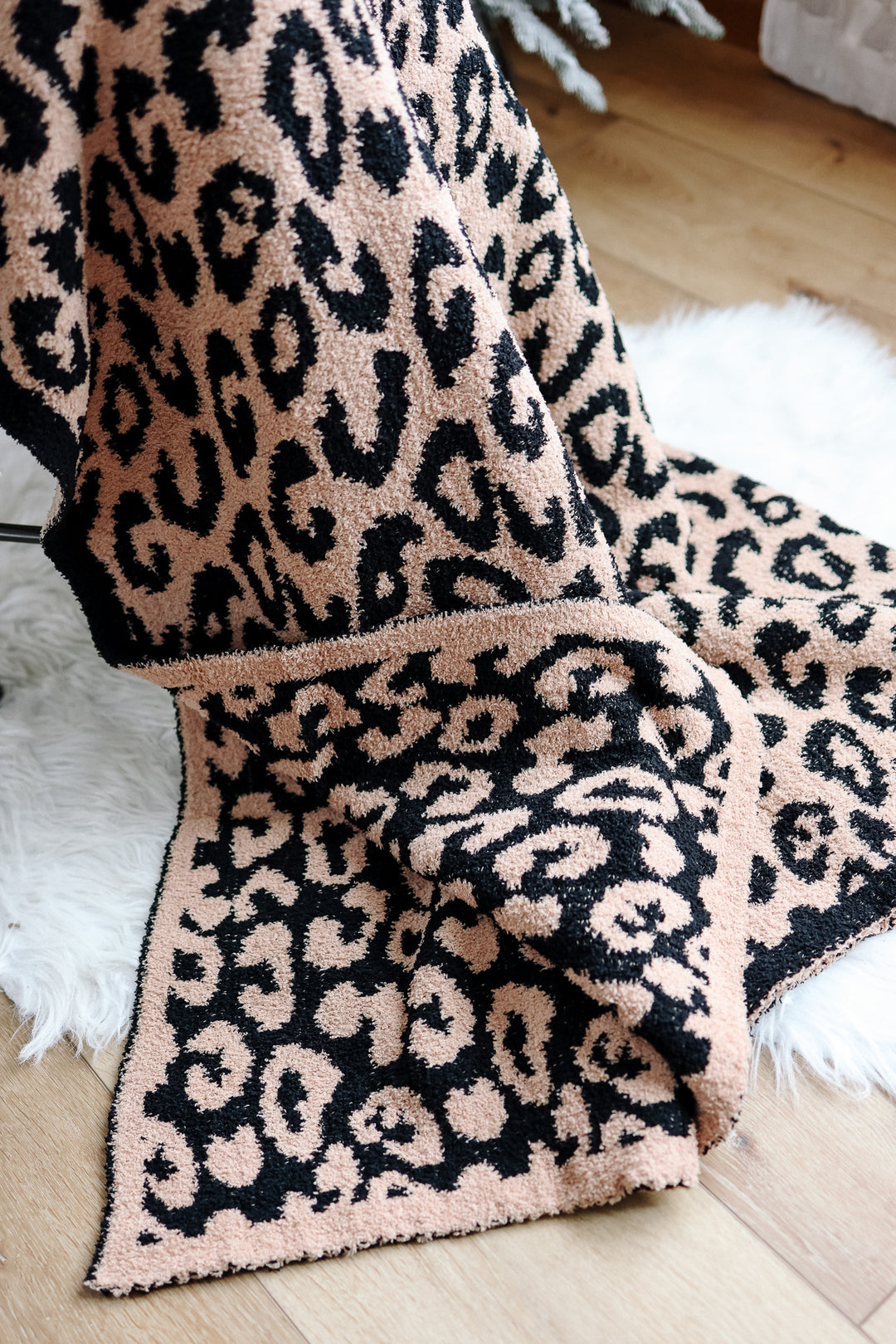 Leopard Cozy Blankets - Camel