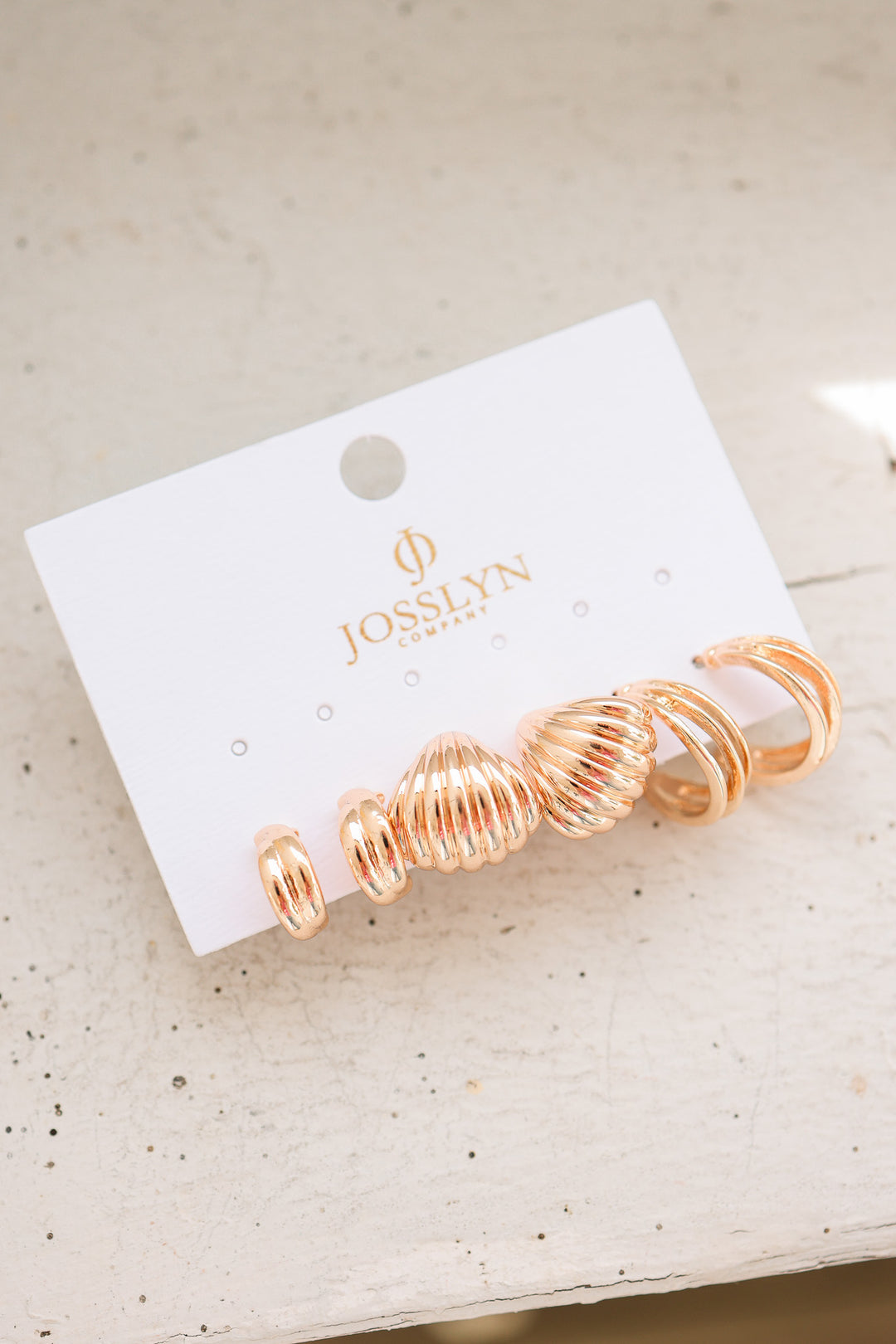 Vintage Gold Shell & Ribbon Hoop Trio Earrings