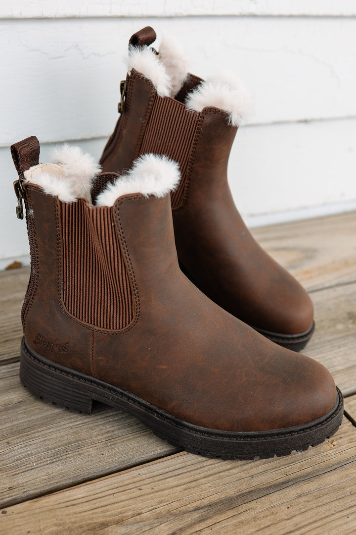 Amora Cozy Chelsea Boot - Chocolate