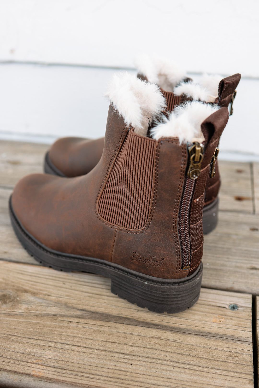 Amora Cozy Chelsea Boot - Chocolate