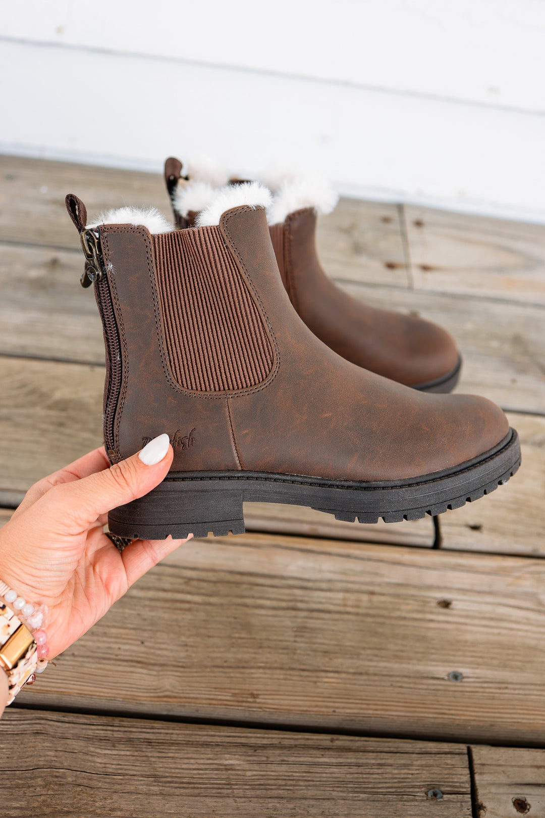 Amora Cozy Chelsea Boot - Chocolate