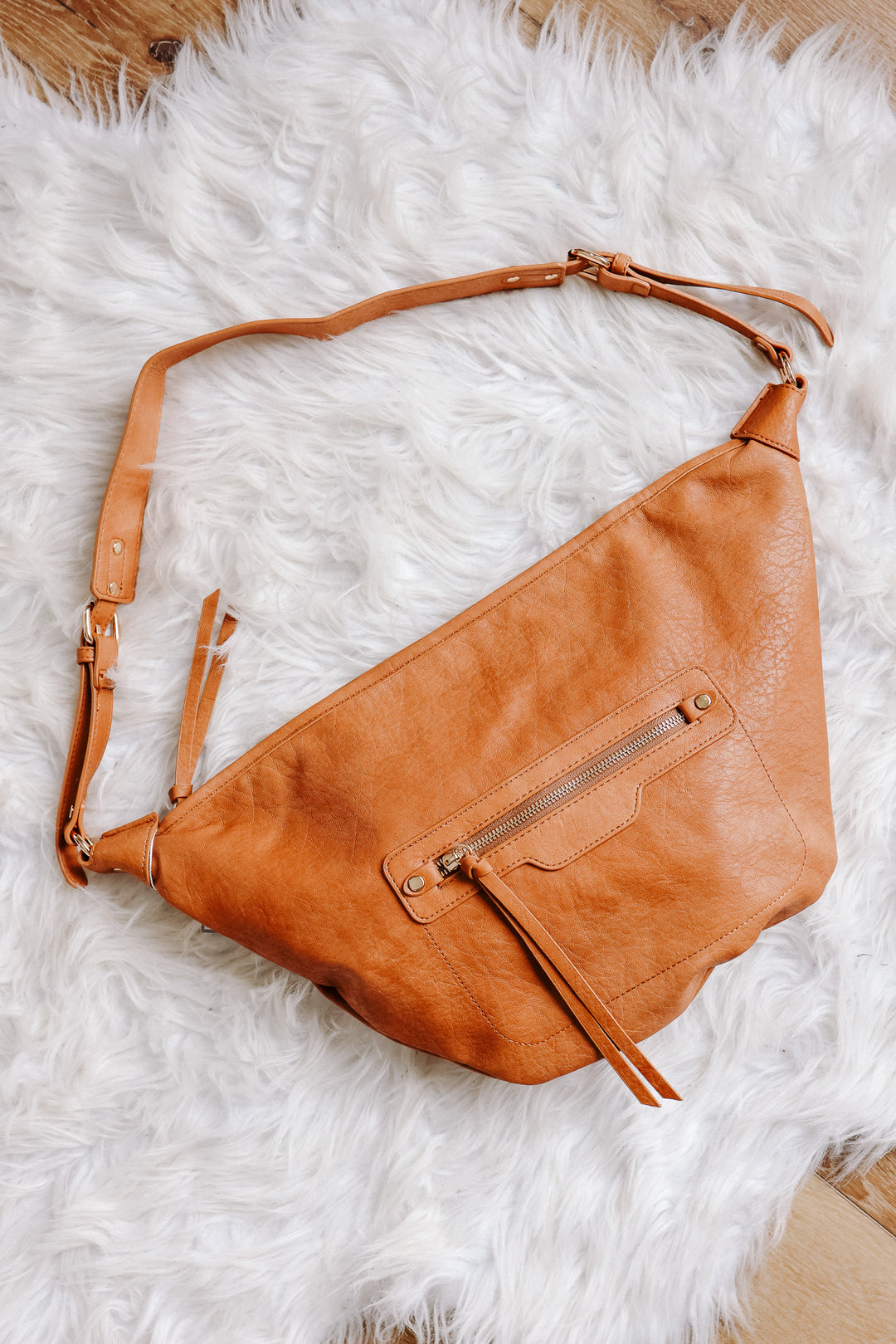 Leigh Distressed Hobo Bag - Caramel