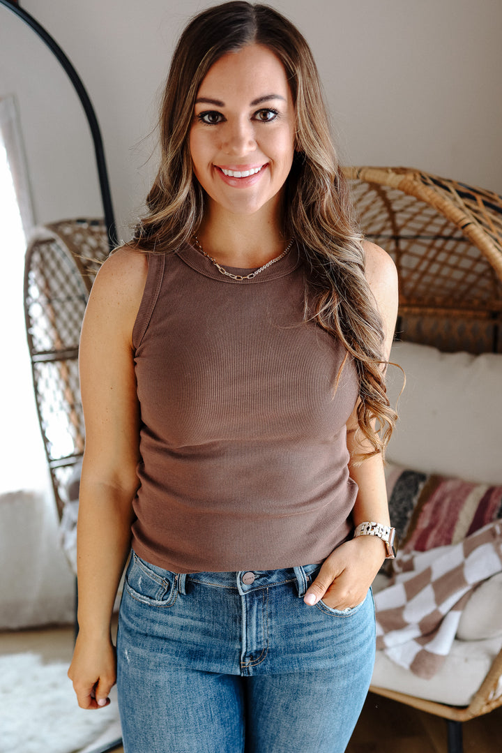 Elias Basic Tank - Dark Brown