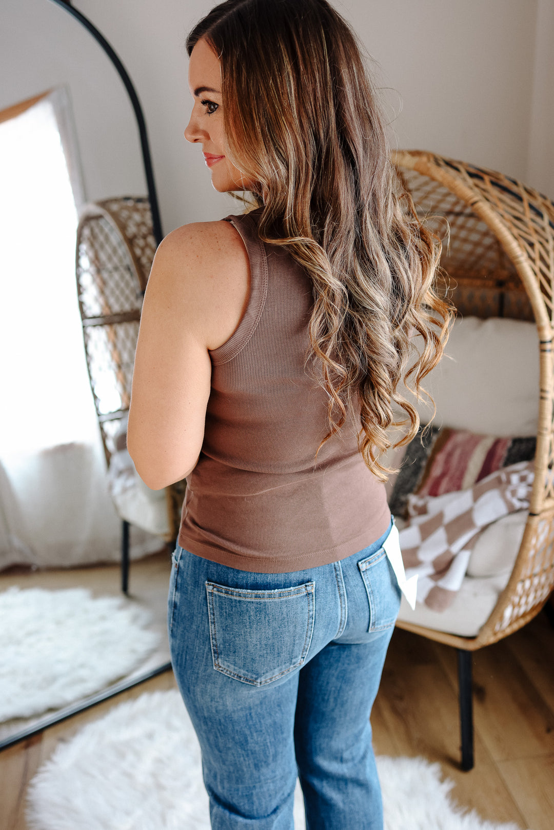 Elias Basic Tank - Dark Brown